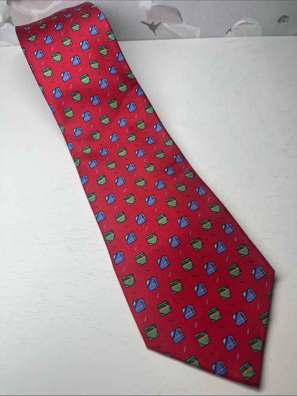 Hermes Men's Silk Tie Geometric Pattern
5061  PA Necktie